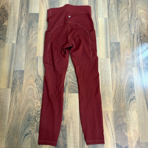 Lululemon Power Thru High-Rise Tight 25"
Red Merlot - Picture 3 of 10